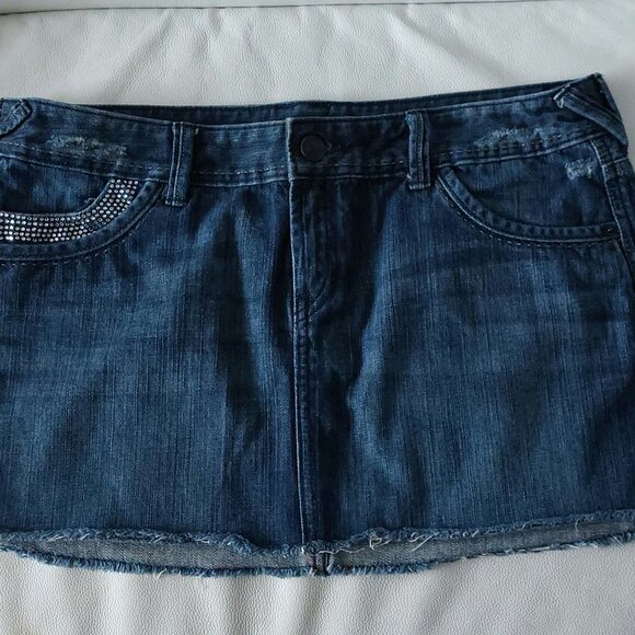 Express denim skirt - Picture 2 of 7